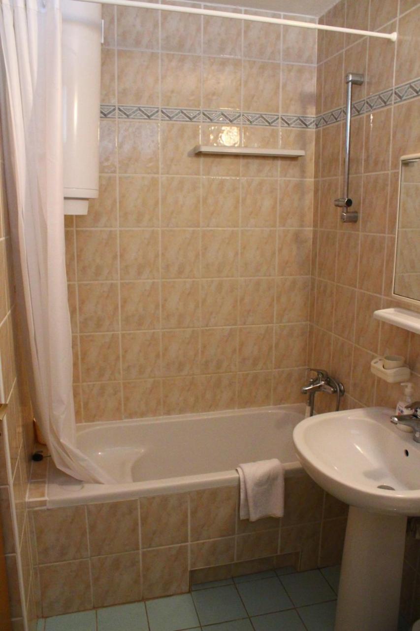 Apartment Arna Krk Town Exterior photo