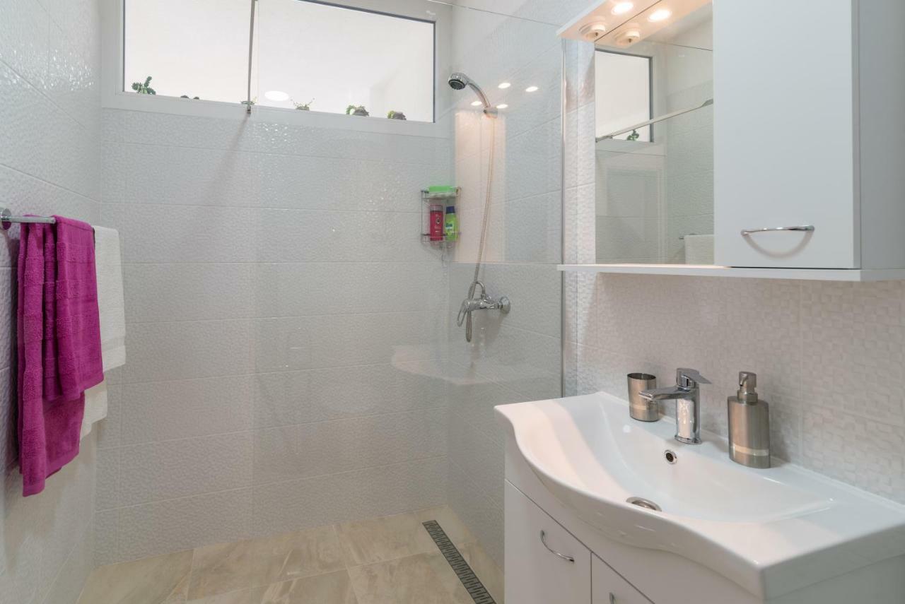 Apartment Arna Krk Town Exterior photo